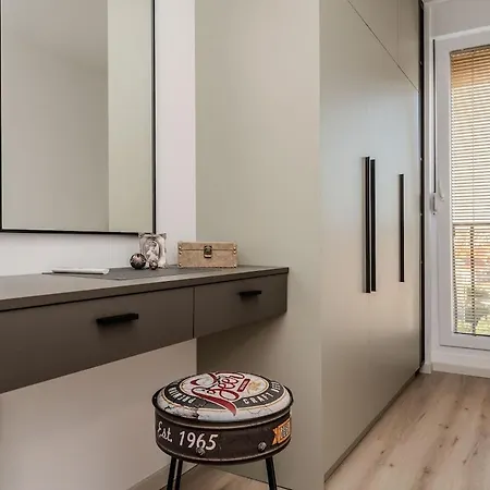 Star Boulevard Apartment