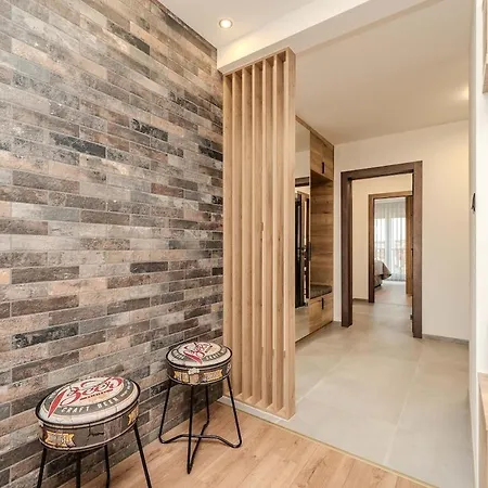 Star Boulevard Apartment