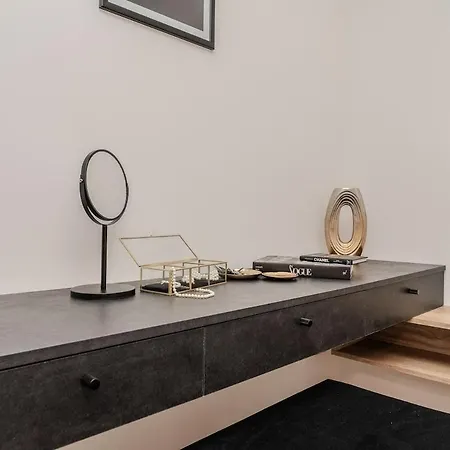 Star Boulevard Apartment
